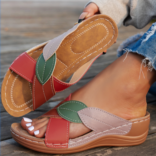 Serena - Slip-On Szandálok