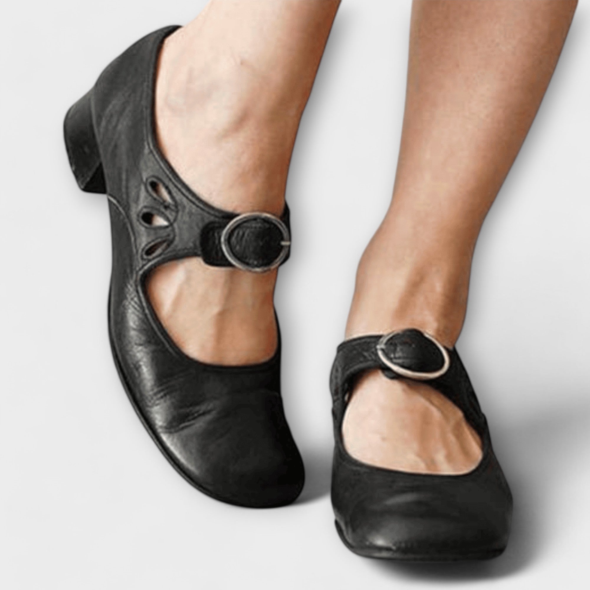 Paulina - Unique and comfortable leather sandals