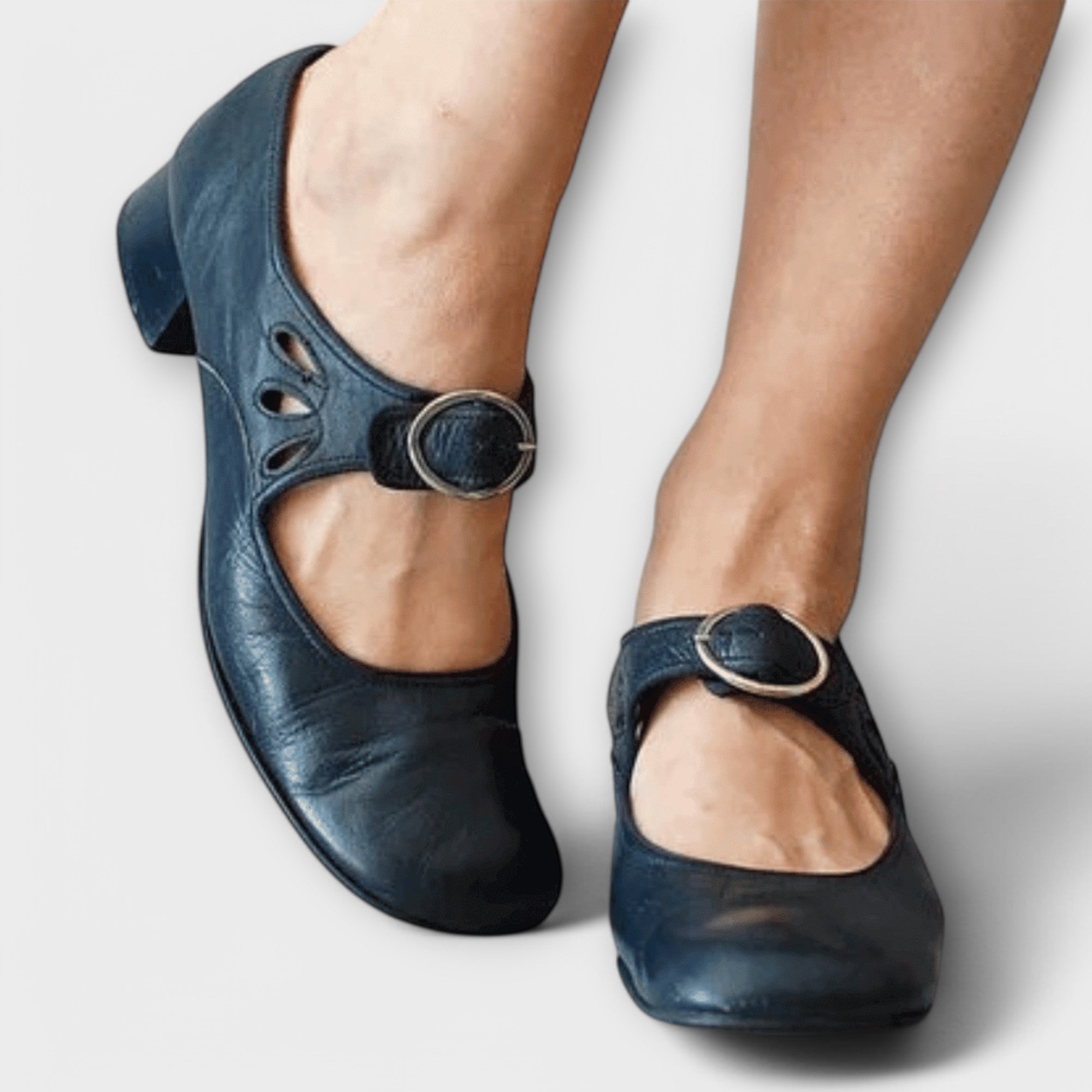 Paulina - Unique and comfortable leather sandals