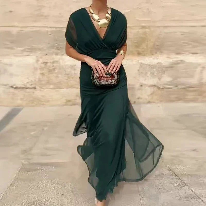 Luana - Elegáns ruha V nyakkivágással